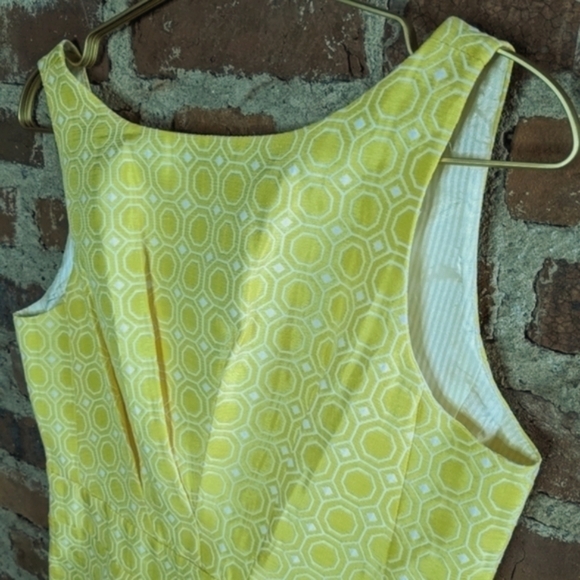 Tommy Hilfiger Size 10 Yellow & White Dress with *POCKETS* - Picture 1 of 14
